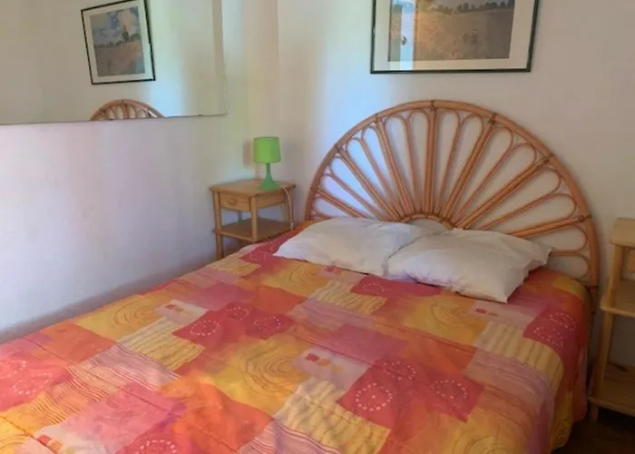 Mitoyenne Avec Piscine, Parking, Climatisation Et Proche Mer, Idéale Pour 4 Personnes - Fr-1-607-89 * Agde