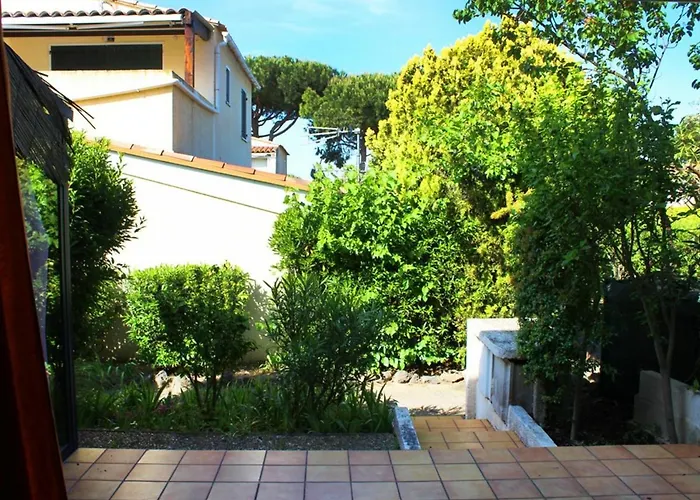 Mitoyenne Avec Piscine, Parking, Climatisation Et Proche Mer, Idéale Pour 4 Personnes - Fr-1-607-89 Casa vacanze