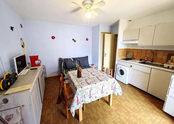 Mitoyenne Avec Piscine, Parking, Climatisation Et Proche Mer, Idéale Pour 4 Personnes - Fr-1-607-89 Casa vacanze