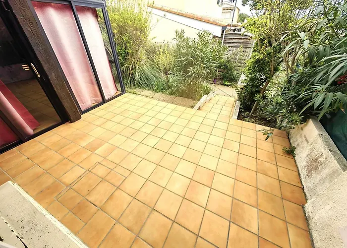 Holiday home Mitoyenne Calme, Terrasse, Parking, Clim, Cap D'agde - Fr-1-607-89